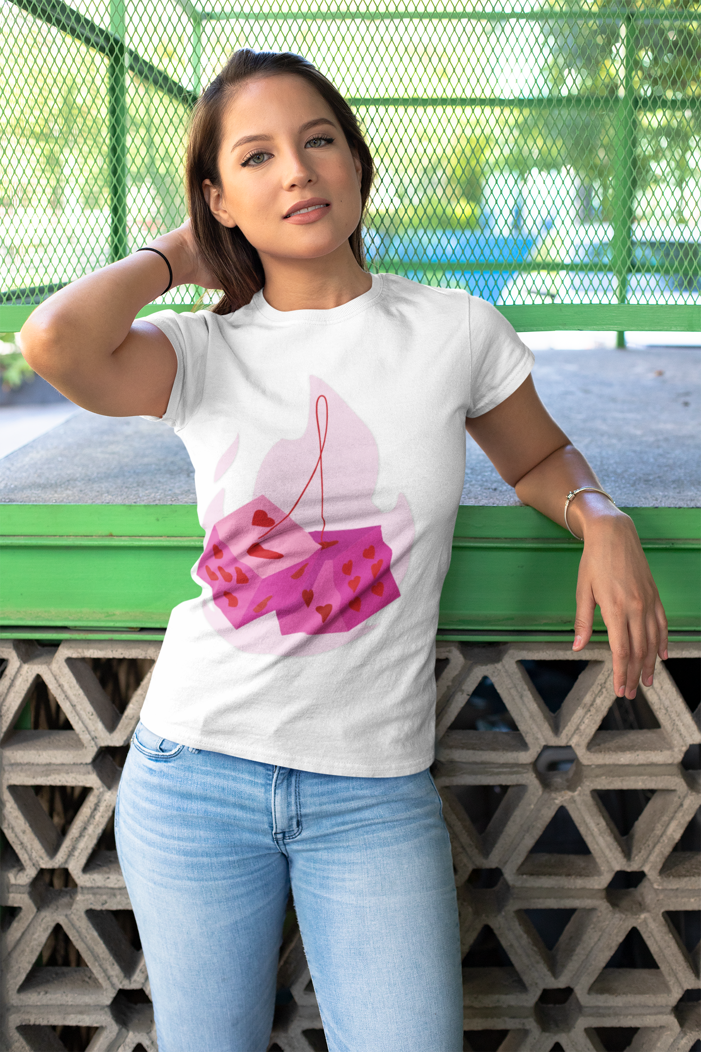 Cube Love Hearts Women's Tee — Cute Geometric Heart Graphic T-Shirt
