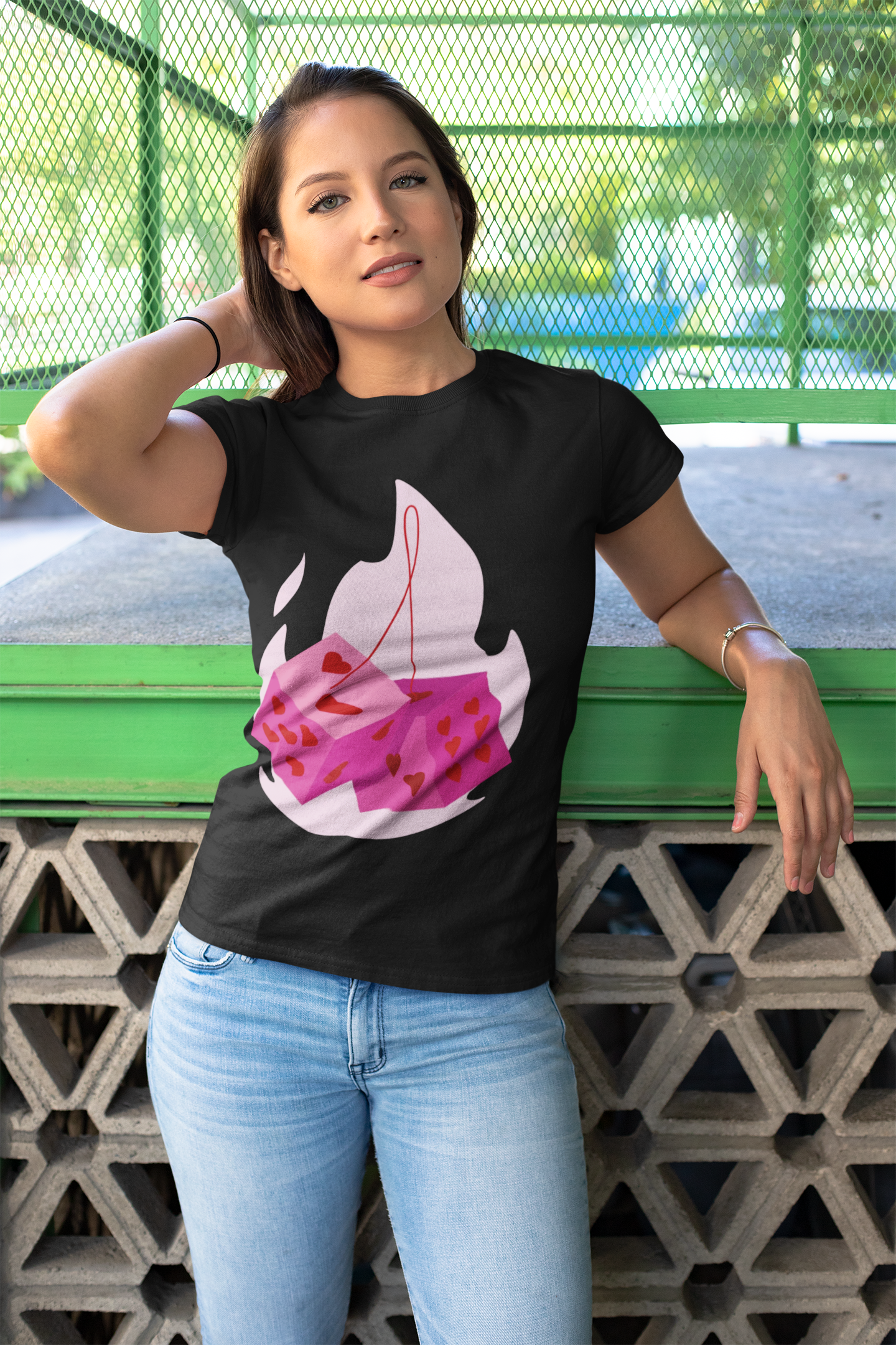 Cube Love Hearts Women's Tee — Cute Geometric Heart Graphic T-Shirt