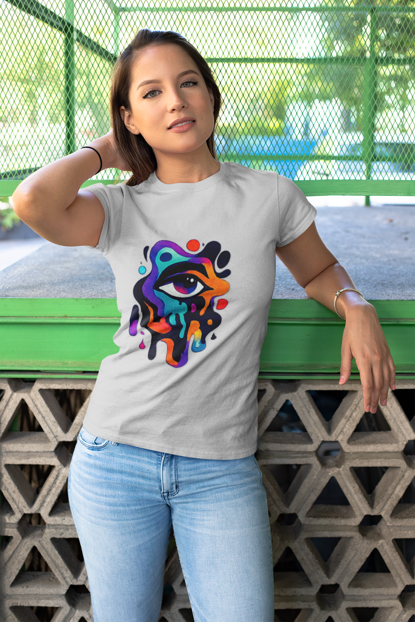 T-shirt femme œil abstrait peinture dégoulinante